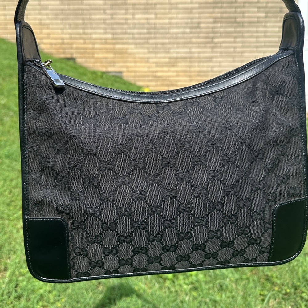 Gucci Black and Gray Messenger Bag - Picture 2 of 11